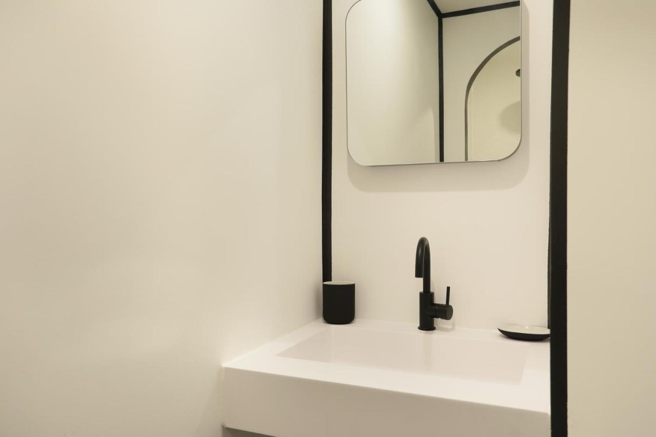 Apartment Saint Germain Des Pres By Studio Prestige Paris Exterior foto